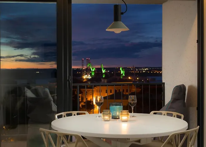 Luxury Bianco Apartament *